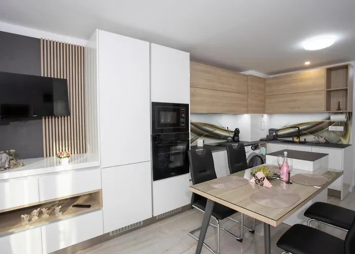 апартамент за гости ивви-1 Apartman *